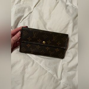 Vintage 1995 Louis Vuitton Monogram Sarah Wallet